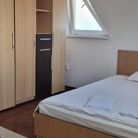 Apartament Lend In The Garden Miercurea Ciuc