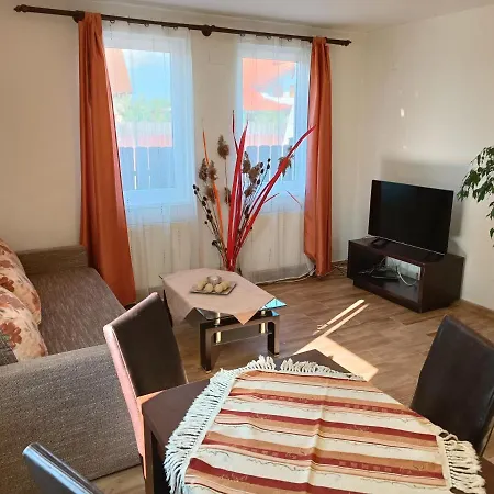 Apartament Lend In The Garden Miercurea Ciuc
